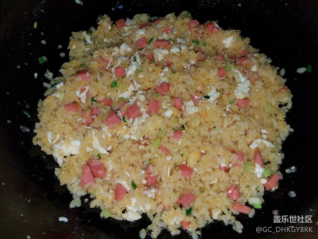 【宅家食譜】+火腿腸蛋炒飯