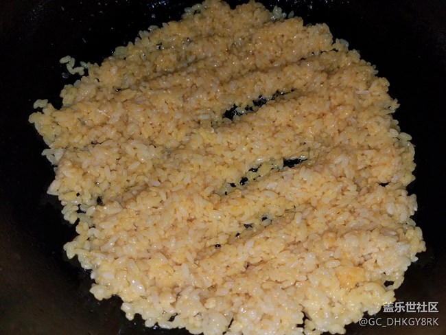 【宅家食譜】+火腿腸蛋炒飯