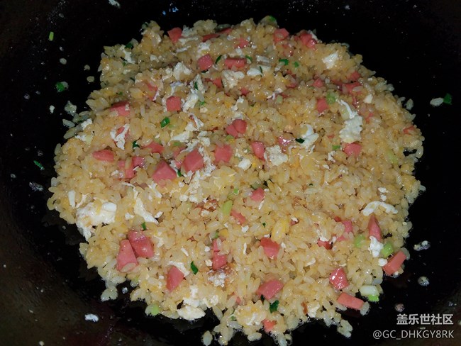 【宅家食譜】+火腿腸蛋炒飯