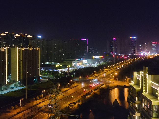 上樓頂，配置堆到頂——三星S20+體驗(yàn)