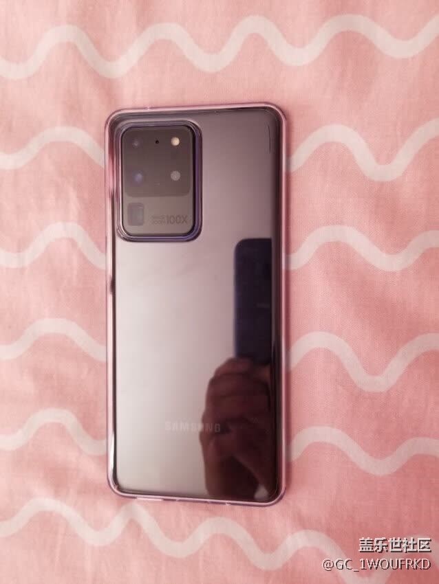 三星S20全膠鋼化膜 VS 藍(lán)光UV鋼化膜