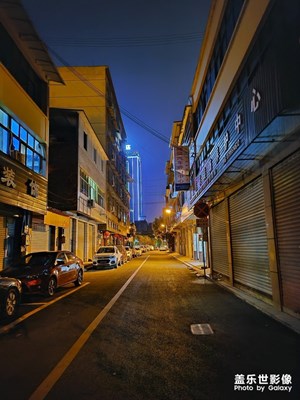 夜，游