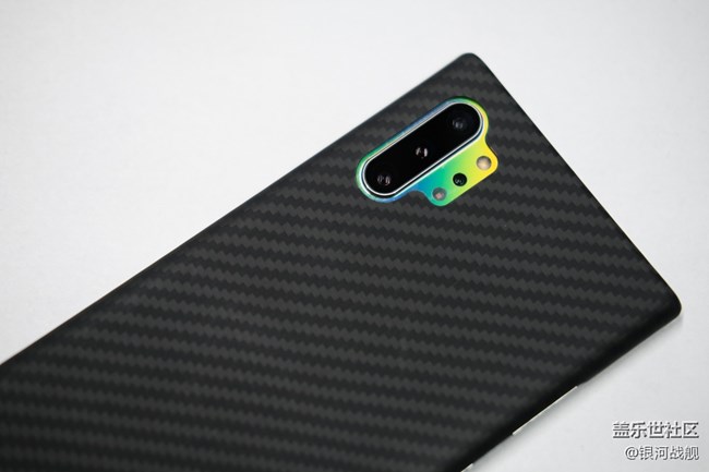 裸奔黨鐘愛(ài)的一款手機(jī)殼 裸奔黨鐘愛(ài)的一款手機(jī)殼