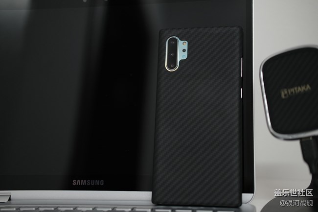 裸奔黨鐘愛(ài)的一款手機(jī)殼 裸奔黨鐘愛(ài)的一款手機(jī)殼