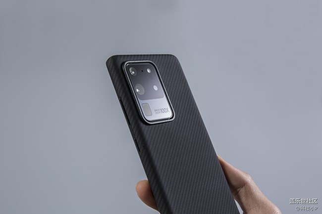 PITAKA凱夫拉和三星S20U搭配的時尚感