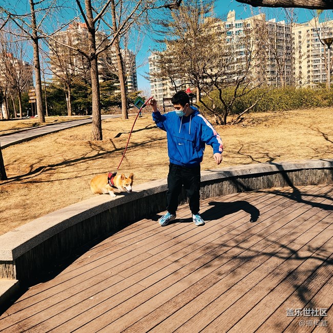 也許和你和抓拍高手之間 只差一個「AI一鍵多拍」