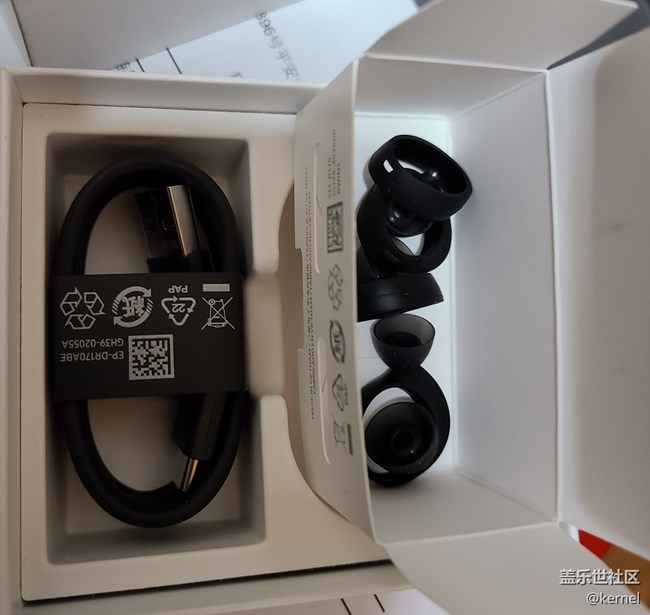 俺的buds+終于到了。