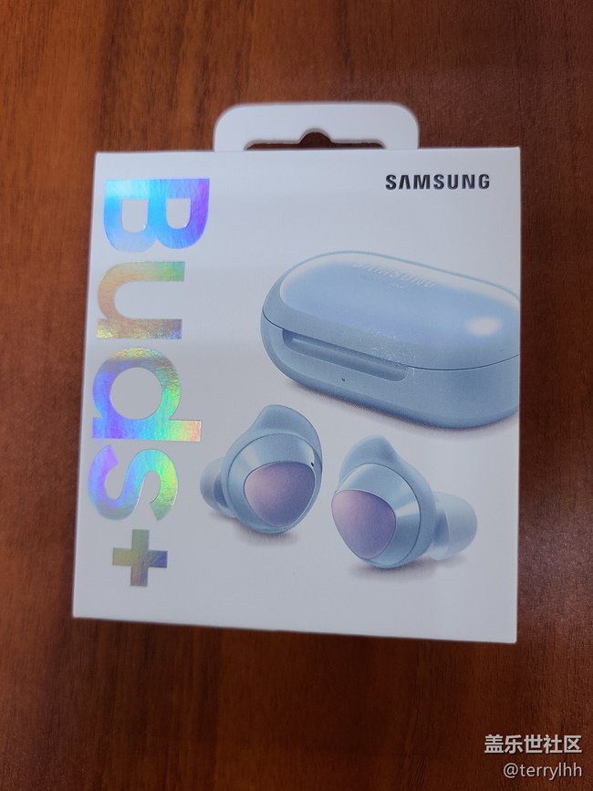 【我的專屬Buds+】新配色的浮氧藍