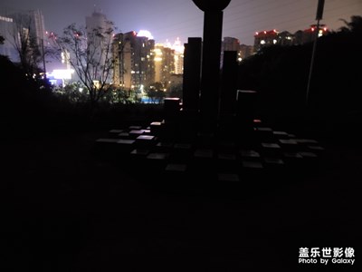 S10+夜拍還是蠻強大的