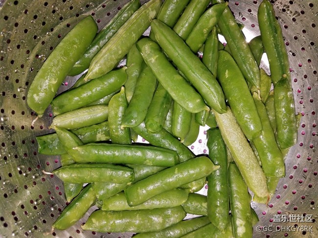 【我家的綠色美食】+鹽水豌豆莢
