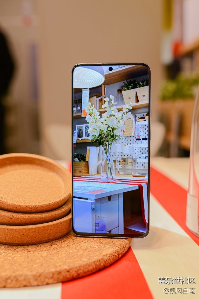 今天簡(jiǎn)單談?wù)勏盗兄?—— 三星Galaxy S20