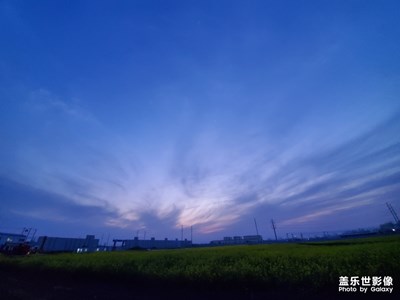 美不一定要刻意去發(fā)現(xiàn)。