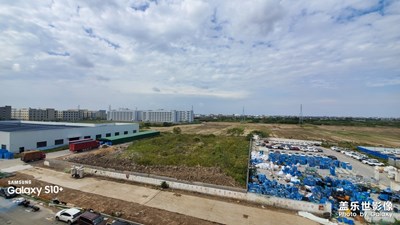 展現(xiàn)下我的拍照技術(shù)