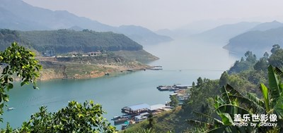 興義-萬(wàn)峰湖，國(guó)內(nèi)五大淡水湖，被低估的旅游景點(diǎn)