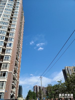 藍(lán)天白云