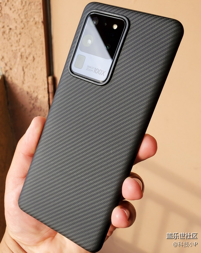 三星S20U，簡約之美