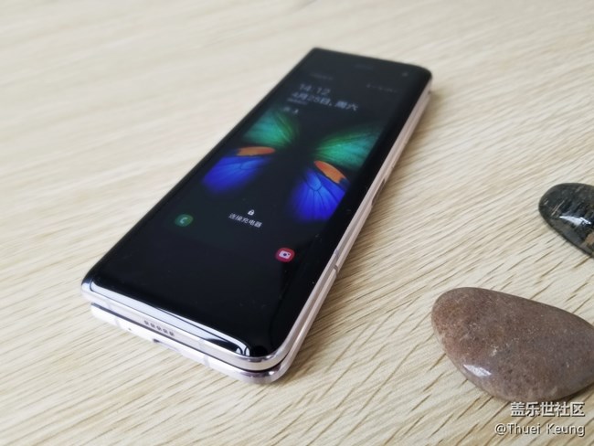 開合之間，難言鋒芒  W20圖賞