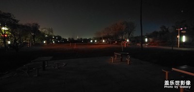 非夜景模式，差距還蠻大