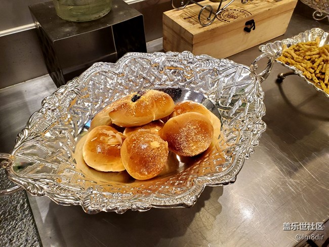 【我的五一生活】+昨晚吃了頓自助大餐