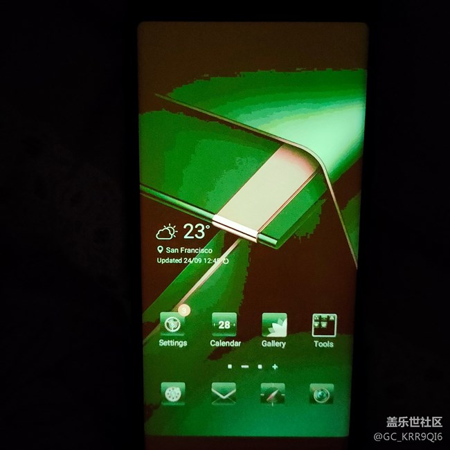 三星note9屏幕變黃變花有灰色橫紋有暗斑