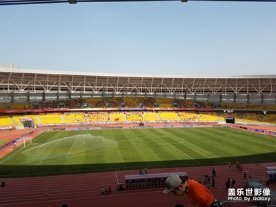 去年五一看球拍的