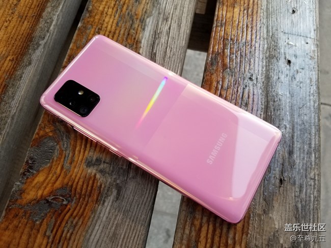 青年Vlog神器Galaxy A51 5G ”猛男粉“鑒賞
