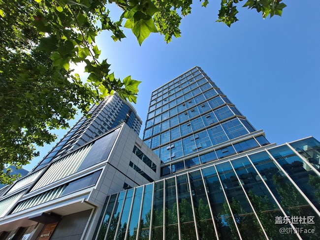 青春有型有內(nèi)涵 三星Galaxy A51 5G全面評測