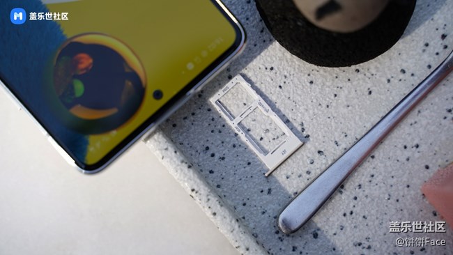 青春有型有內(nèi)涵 三星Galaxy A51 5G全面評測