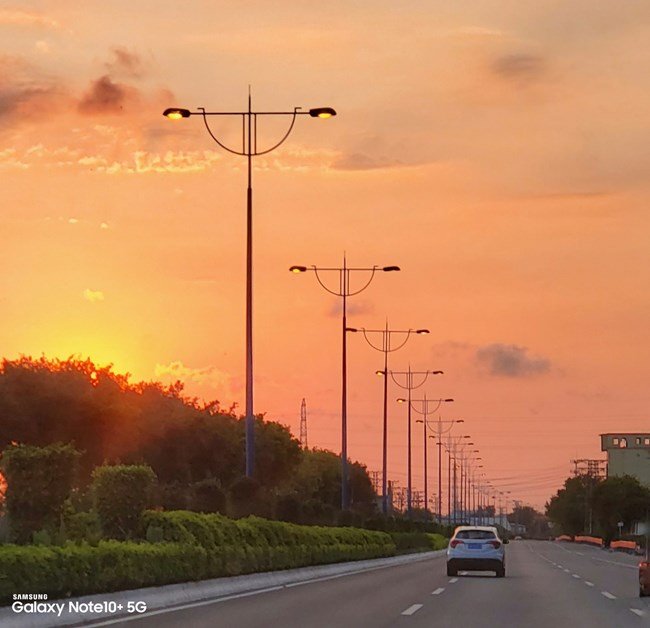 分享幾張大牛原拍及修圖成品