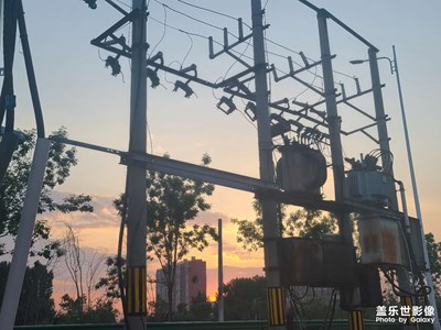 【精彩翻倍】+不受氣只變壓