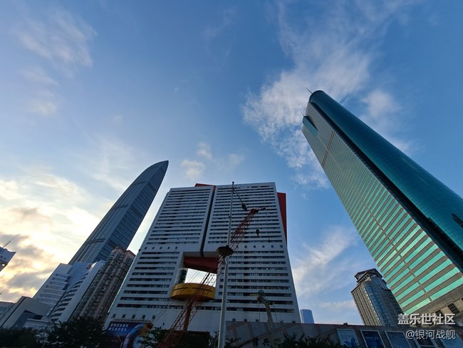 5G中端小鋼炮，三星A51 5G全面體驗