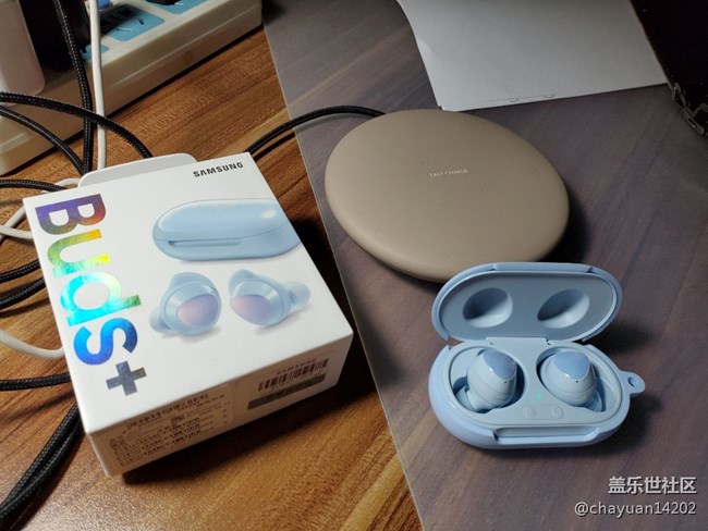 經(jīng)過漫長的等待，兌換的buds+終于到貨了