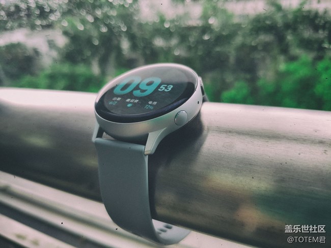 在顏值與性能這塊，三星Active 2卡得死死的