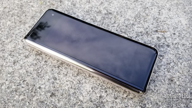 商務也能時尚-W20簡評 商務也能時尚-W20簡評