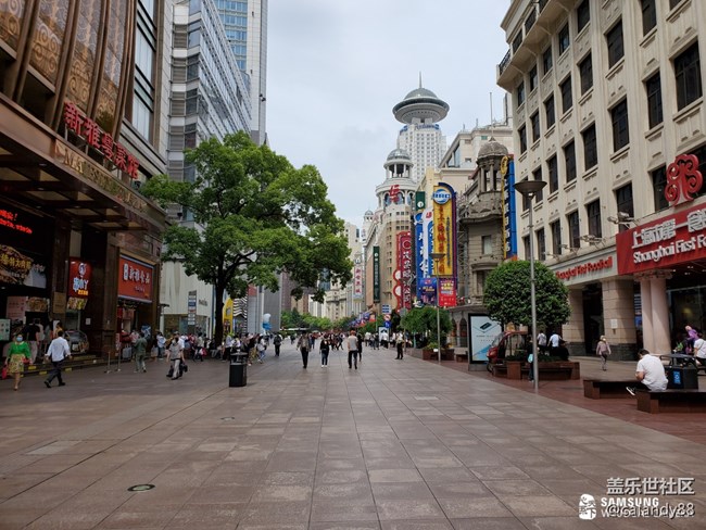 商務也能時尚-W20簡評 商務也能時尚-W20簡評