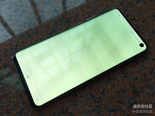 S10繼綠屏后，出現(xiàn)花屏了