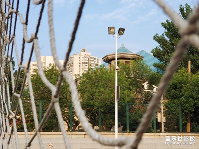 上周五在學(xué)校操場