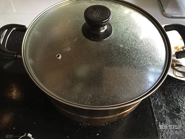 【端午美食】端午節(jié)的臘肉粽子太美味