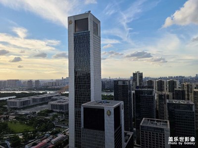 藍(lán)天白云是主角