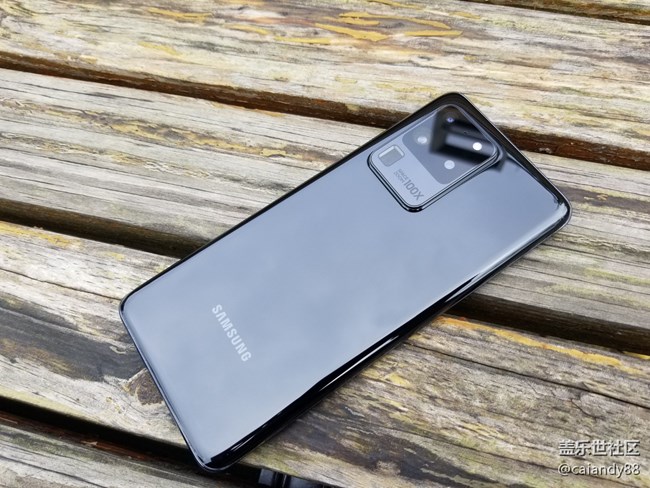 激進(jìn)的超旗艦機(jī)皇-三星Galaxy S20 Ultra用后感