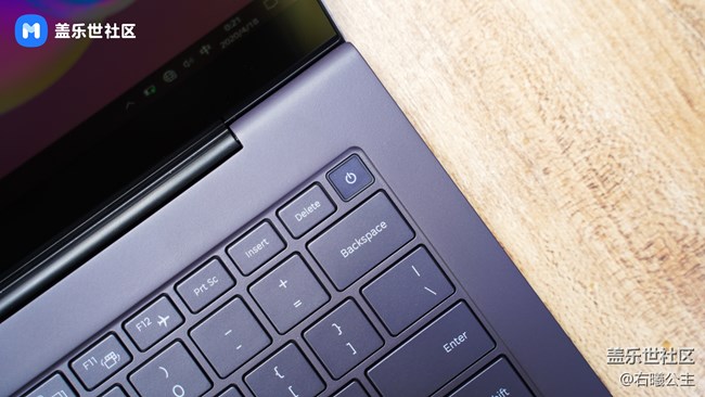 顏值與內(nèi)在兼修! 三星Galaxy Book S美圖賞