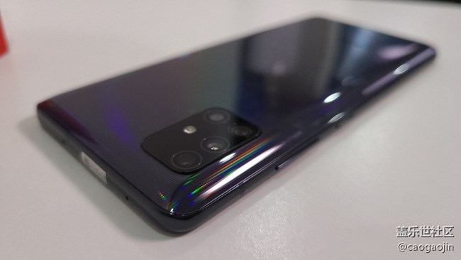 【Galaxy A51 5G星粉體驗(yàn)活動(dòng)】輕巧有型 漂亮耐看