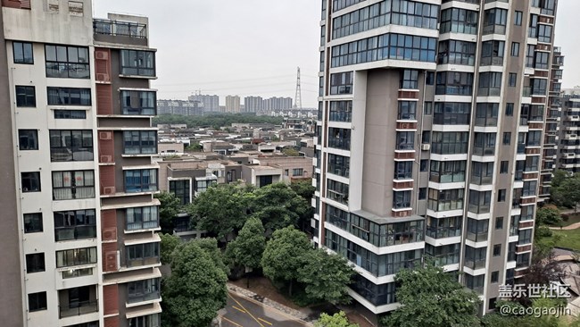 【Galaxy A51 5G星粉體驗(yàn)活動(dòng)】輕巧有型 漂亮耐看