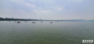 7月，杭州