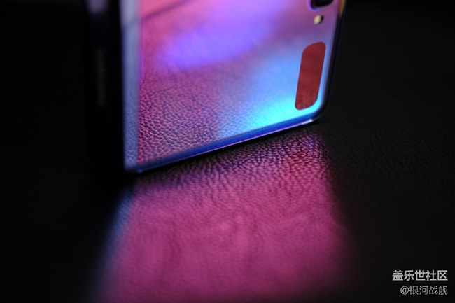 嘿，你的粉餅盒。Galaxy Z  Flip體驗分享。