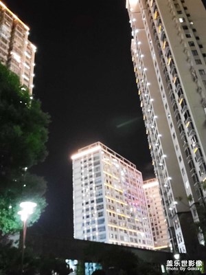 前置鏡頭