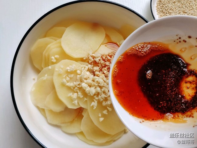 【學(xué)做家常菜】涼拌香辣土豆片 【學(xué)做家常菜】涼拌香辣土豆片