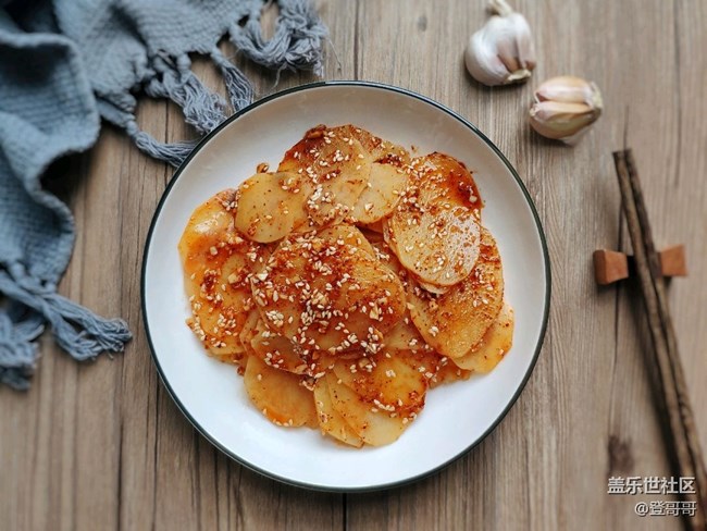 【學(xué)做家常菜】涼拌香辣土豆片 【學(xué)做家常菜】涼拌香辣土豆片