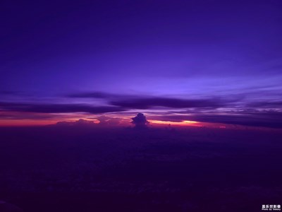 【這里是】+云端