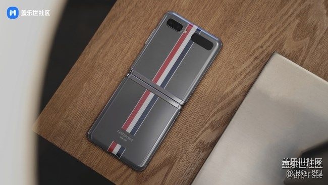 【Z 版塊8月第三周】-曬出你的手機(jī)保護(hù)套吧